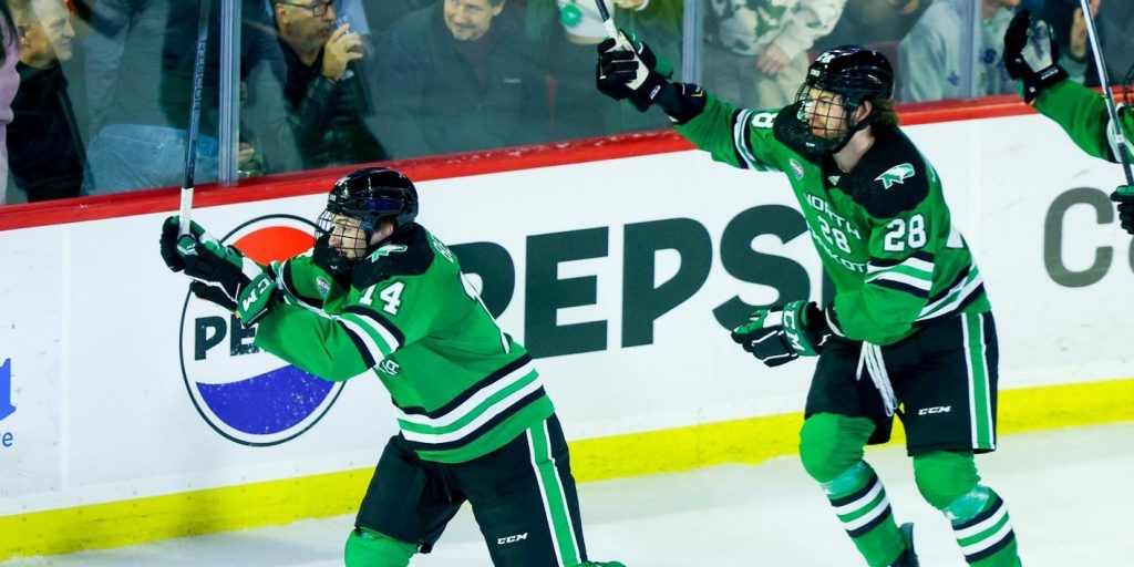 North Dakota back to No. 1 in both polls - Vimarsana News