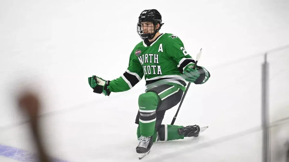 North Dakota Climbs to No. 5 in Latest USCHO Poll