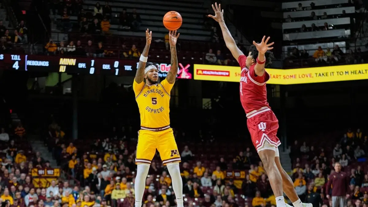 Minnesota upsets No. 22 Indiana 73-64 in Big Ten debut