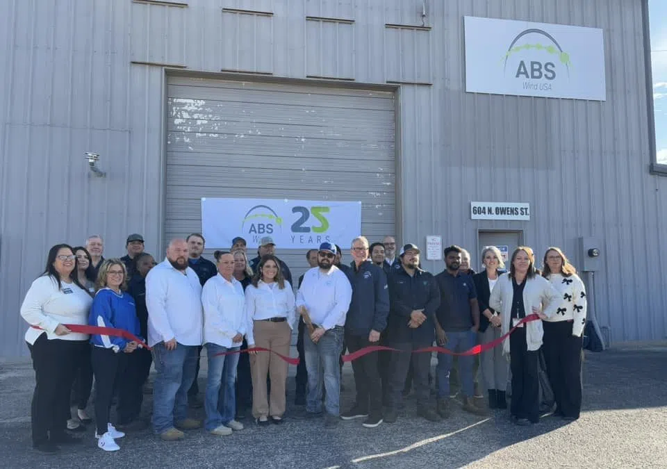 ABS Wind USA celebrates Ribbon Cutting Ceremony with Big Spring Area ...