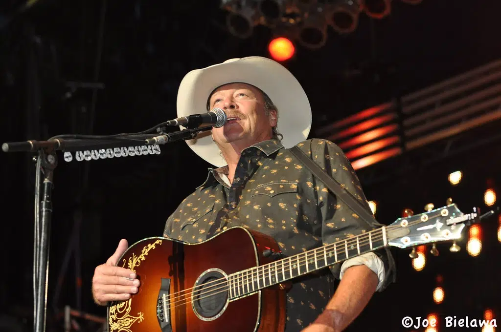 Alan Jackson Drops 3 New Songs, Announces New Album