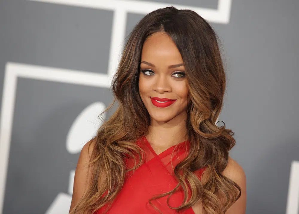 Rihanna Is Officially a Billionaire and the Richest Female Musician
