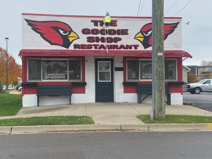 Business Beat : Iconic Coldwater diner goes up for sale