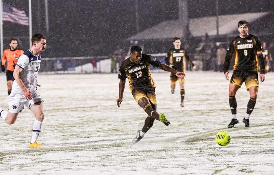 WMU falls to Notre Dame in NCAA Tournament Round of 16, losing in a PK shootout