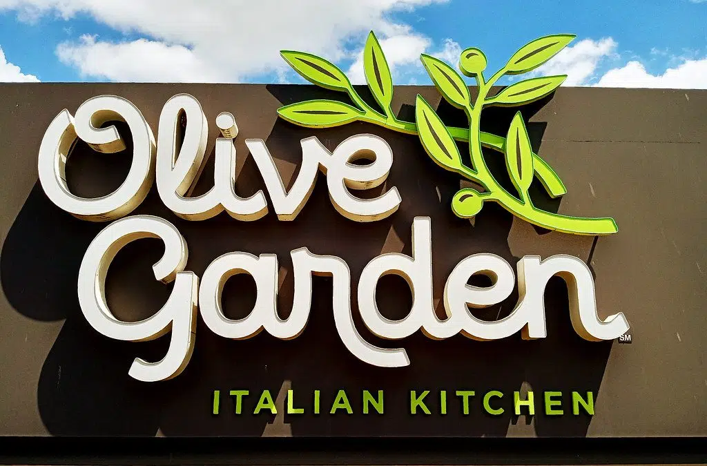 Say CHEESE (Grater)! Man Finds Out You CAN Buy The Cheese Grater From Olive  Garden [VIDEO], 105.7 WAPL