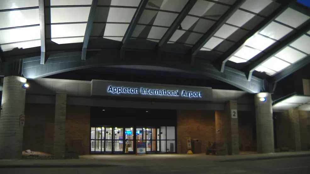 American Airlines - Appleton International Airport (ATW)