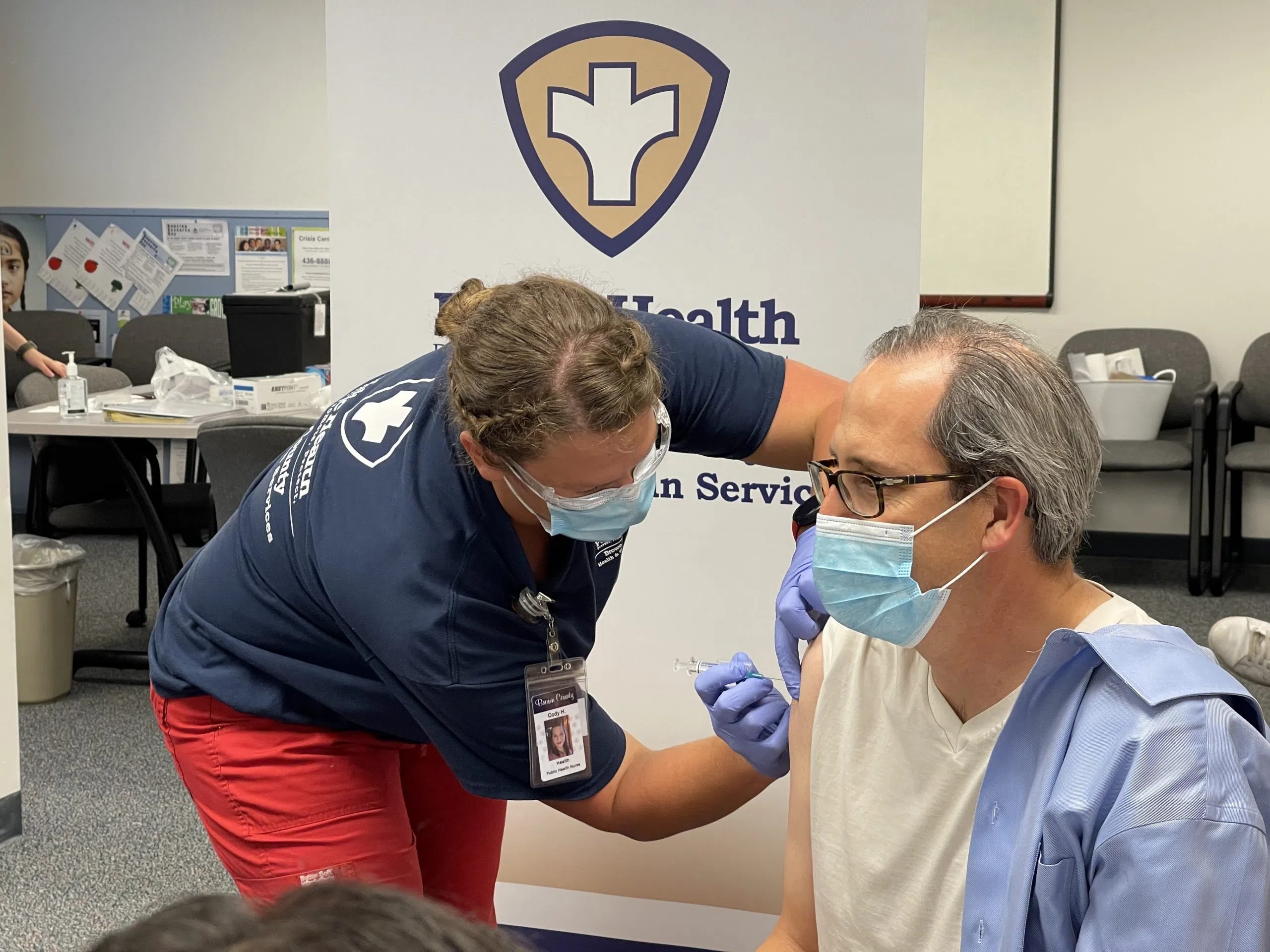 Health experts urge vaccinations as flu cases surge in Wisconsin, new variant spreads