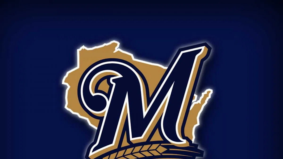 Milwaukee Brewers power their way past CIncinnati | WTAQ News Talk | 97 ...