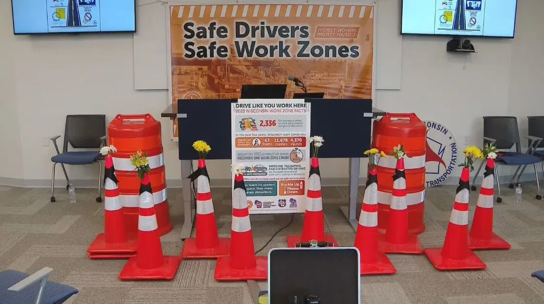 Officials urge safe, alert driving in I-41 project construction zone | WTAQ News Talk | 97.5 FM · 1360 AM