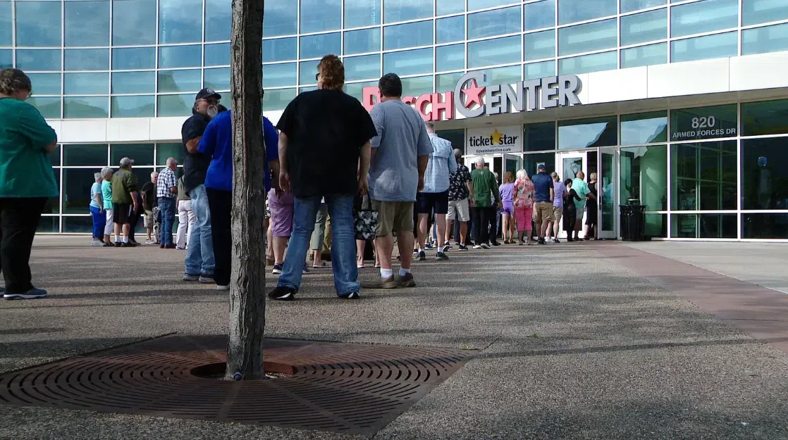 Green Bay Entertainment Venues Issue Warning about Ticket Purchases