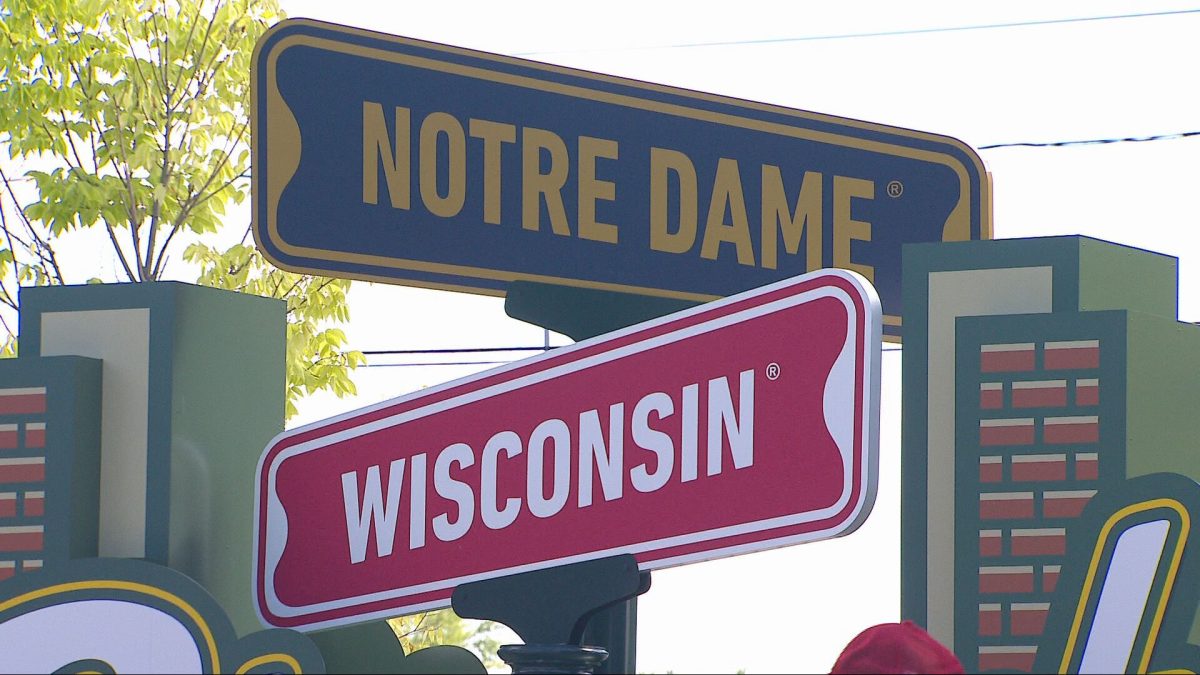 #4 Notre Dame takes down unranked Wisconsin 41-13 at Lambeau Field