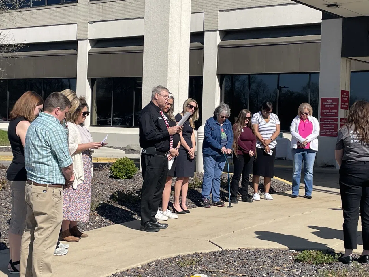 Gift Of Hope Flag Raised Outside Osf Sacred Heart For National Donate 