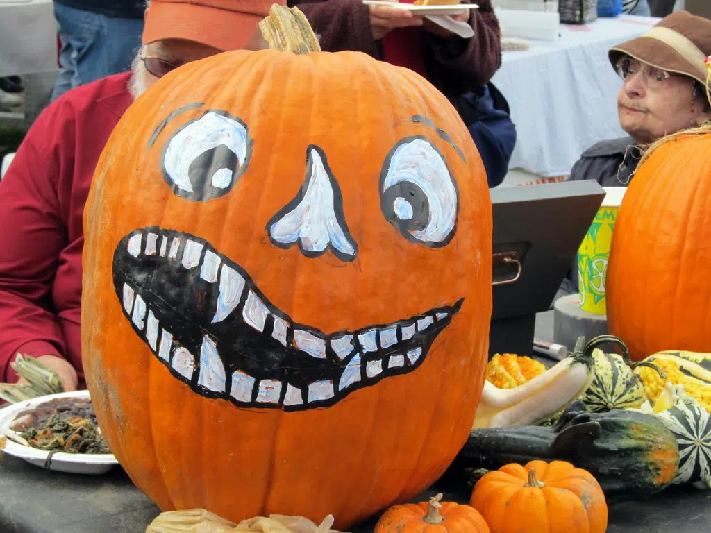 Pumpkin Spice Scented Trash Bags