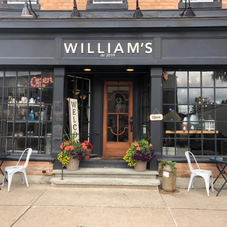 Alliston Restaurant Helps Another During Fire