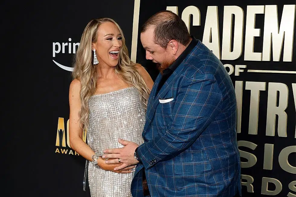 It's a boy! - Beau Lee Combs