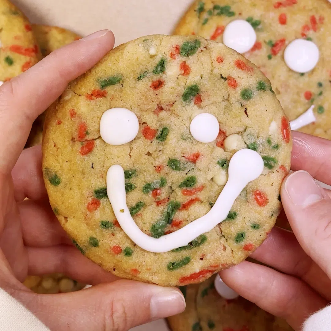 Tim Hortons Holiday Smile Cookie campaign now through December 19