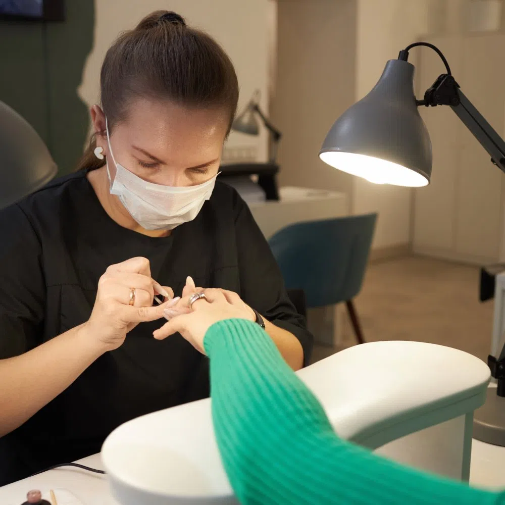 Things All Beginner Nail Techs Should Consider