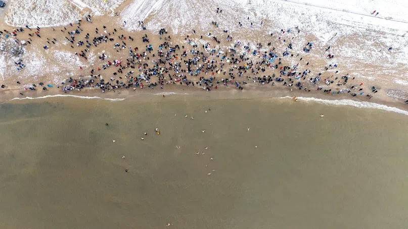 Polar Bear Dip In Southampton Draws Hundreds