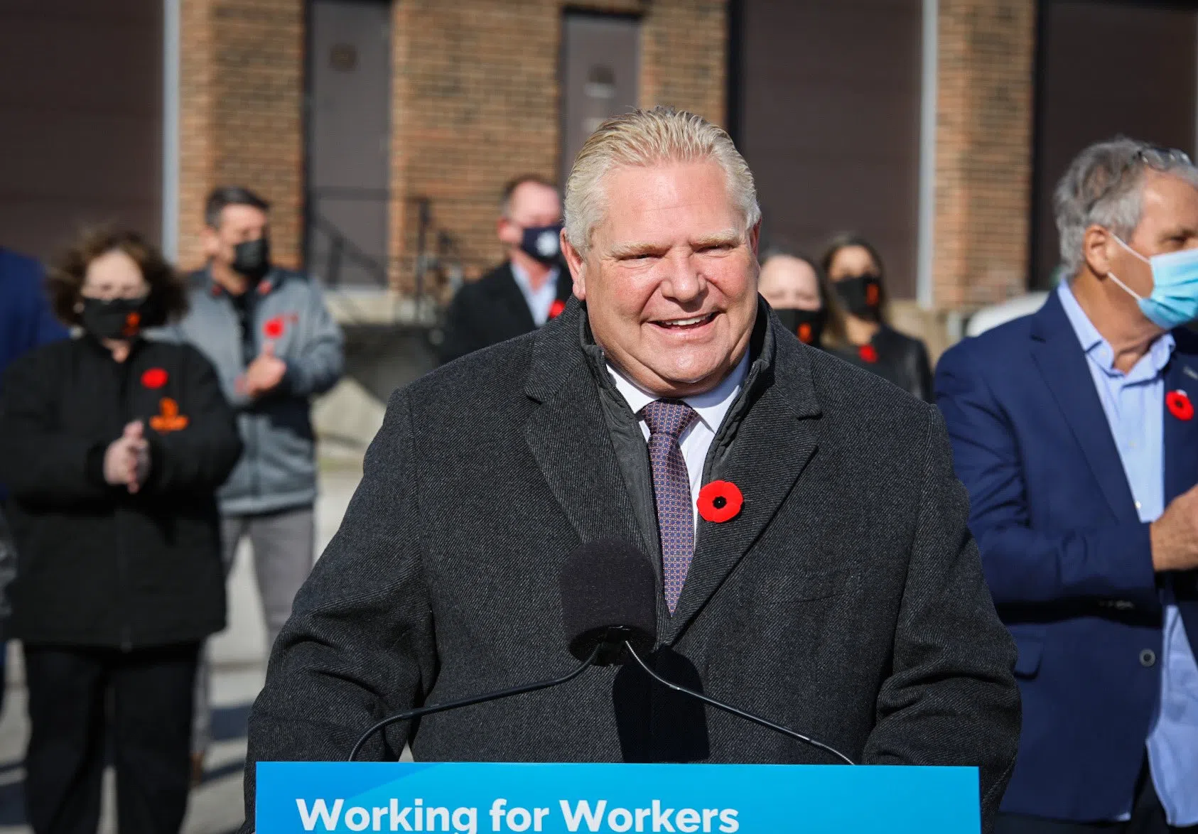 Ontario to Raise Minimum Wage to $15 an Hour