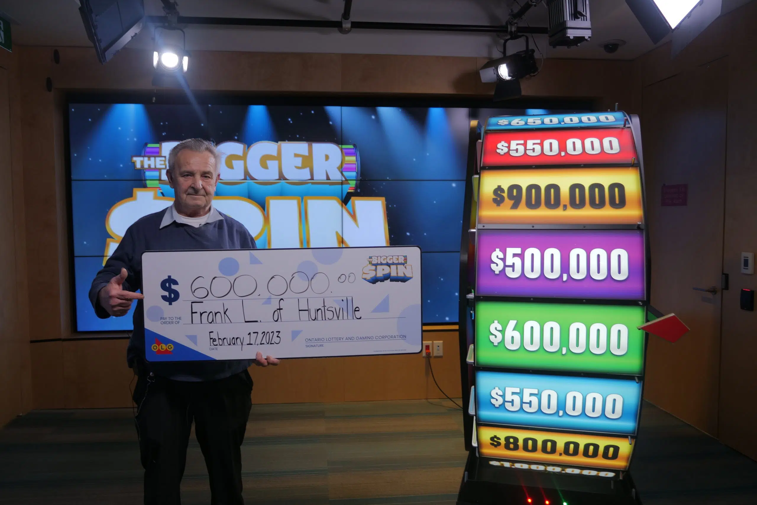 Huntsville Resident Celebrates $600,000 Lottery Win