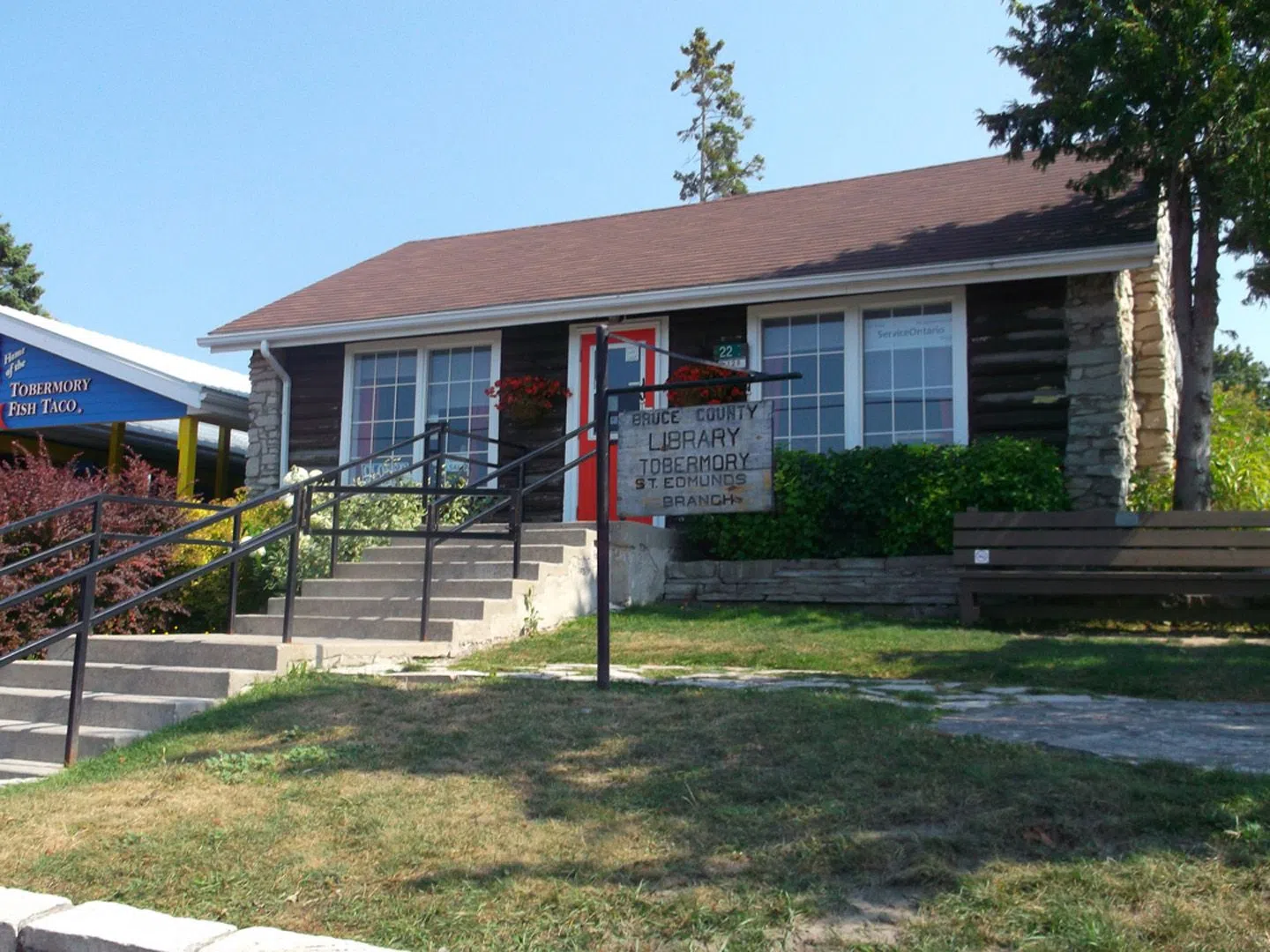 Tobermory 'Friends Of The Library' Turns 25
