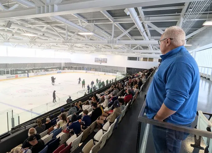 Muskoka Hockey and NHL pros help open the Muskoka Lumber Community Centre in style
