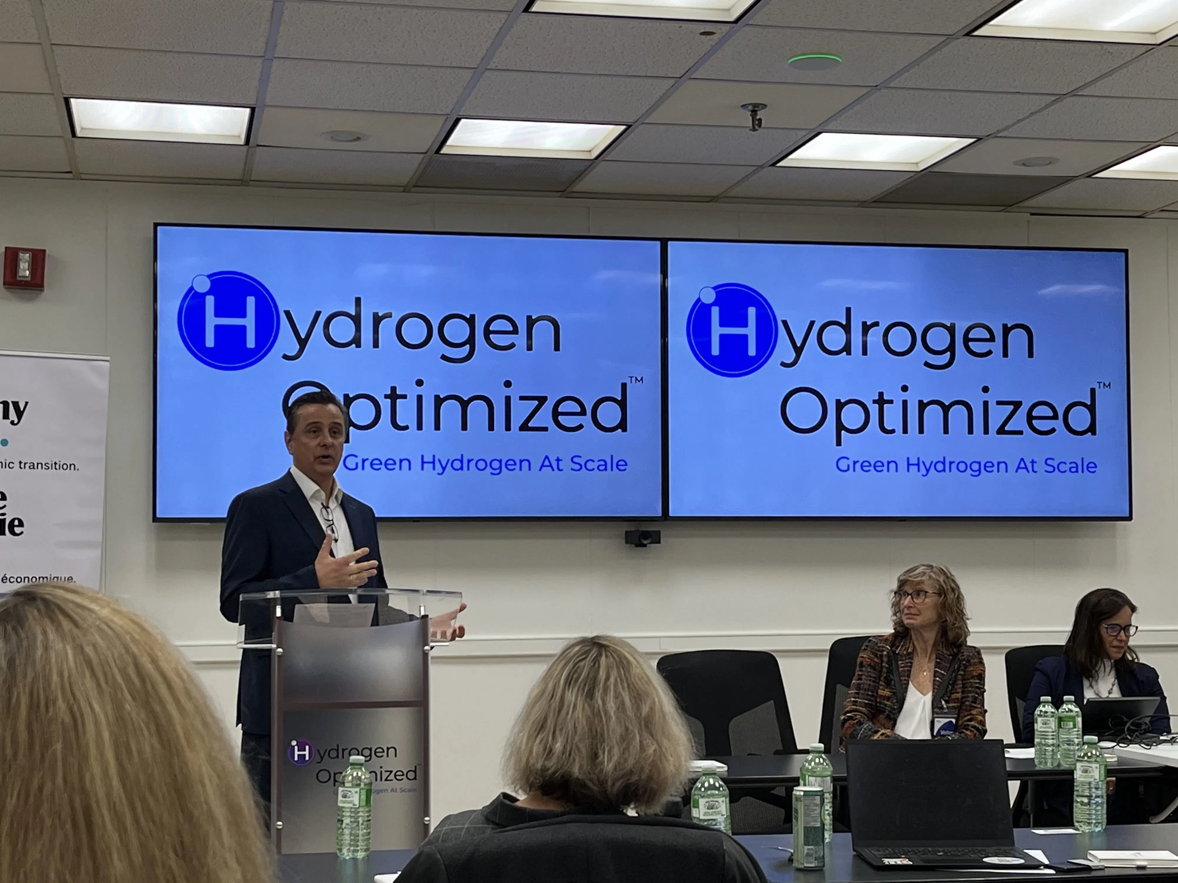 Hydrogen Optimized Highlights Clean Energy Technology To Politicians, Industry Professionals