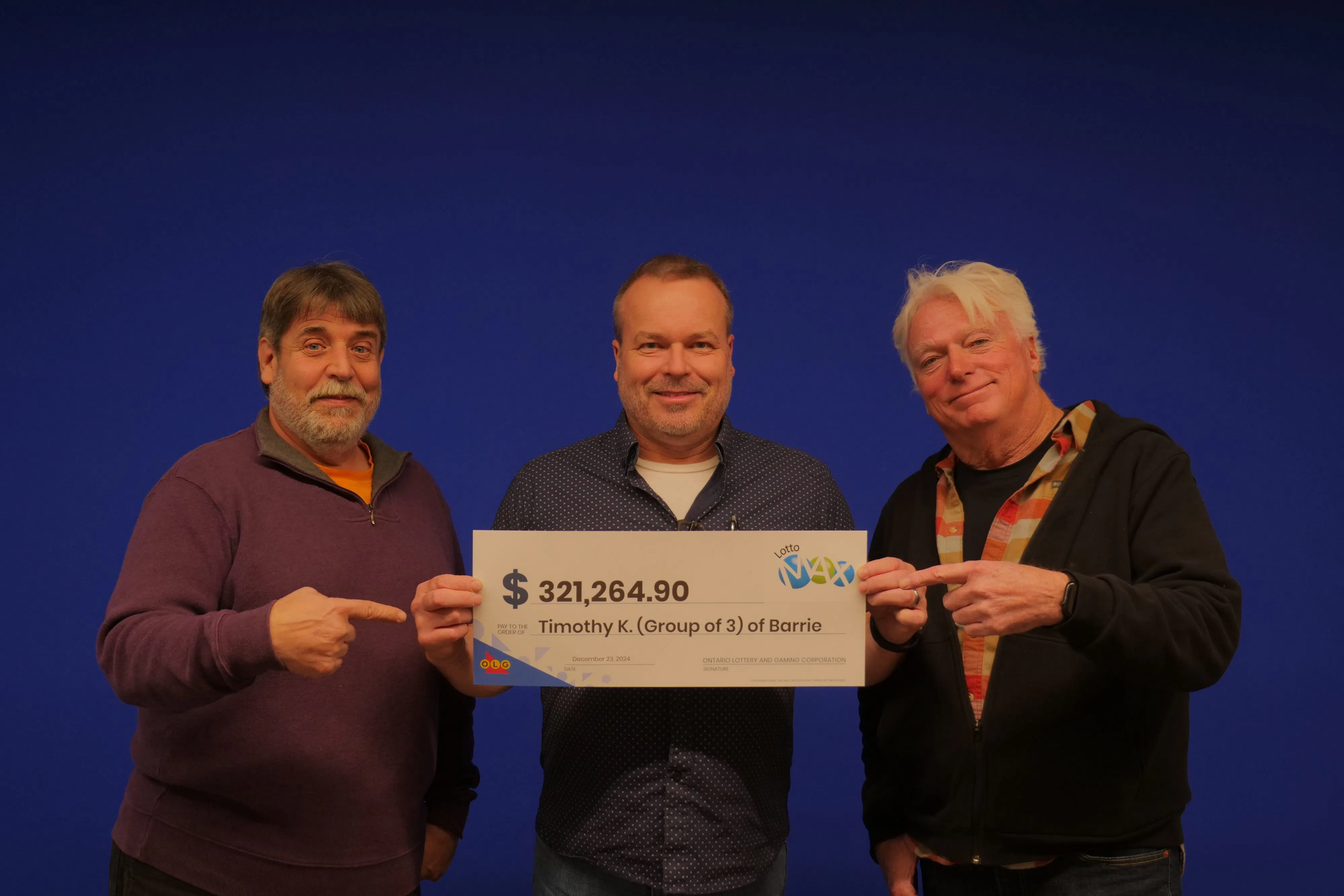 GROUP OF THREE FROM CENTRAL AND SOUTHERN ONTARIO CELEBRATE A $321,264 LOTTO MAX WIN