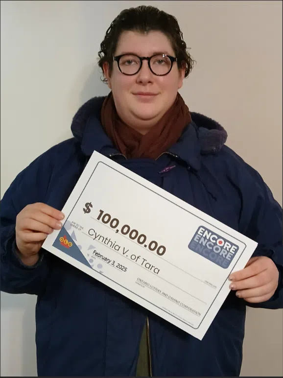 Tara Woman Wins $100,000 Lottery Prize