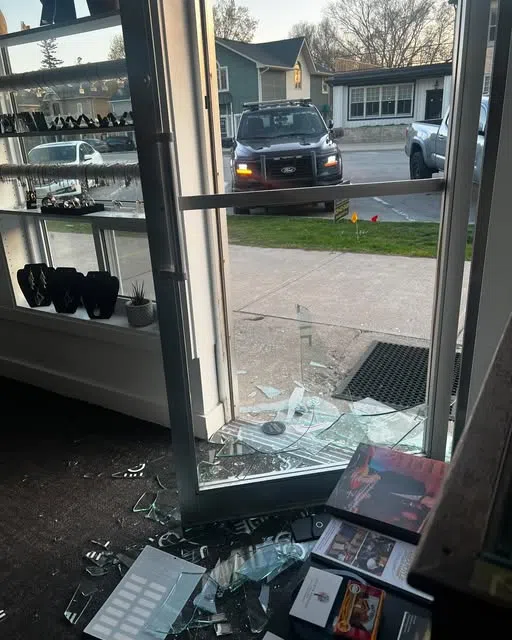 Saugeen Shores Police Investigate Possible Business Break-In