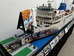 Lego Chi-Cheemaun