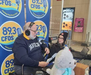 89.3 CFOS FM Food Drive Dave Carr with Alice Wannan