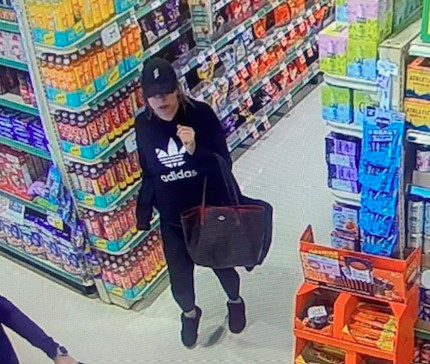 POLICE SEEKING THE PUBLIC'S ASSISTANCE IN IDENTIFYING SUSPECT