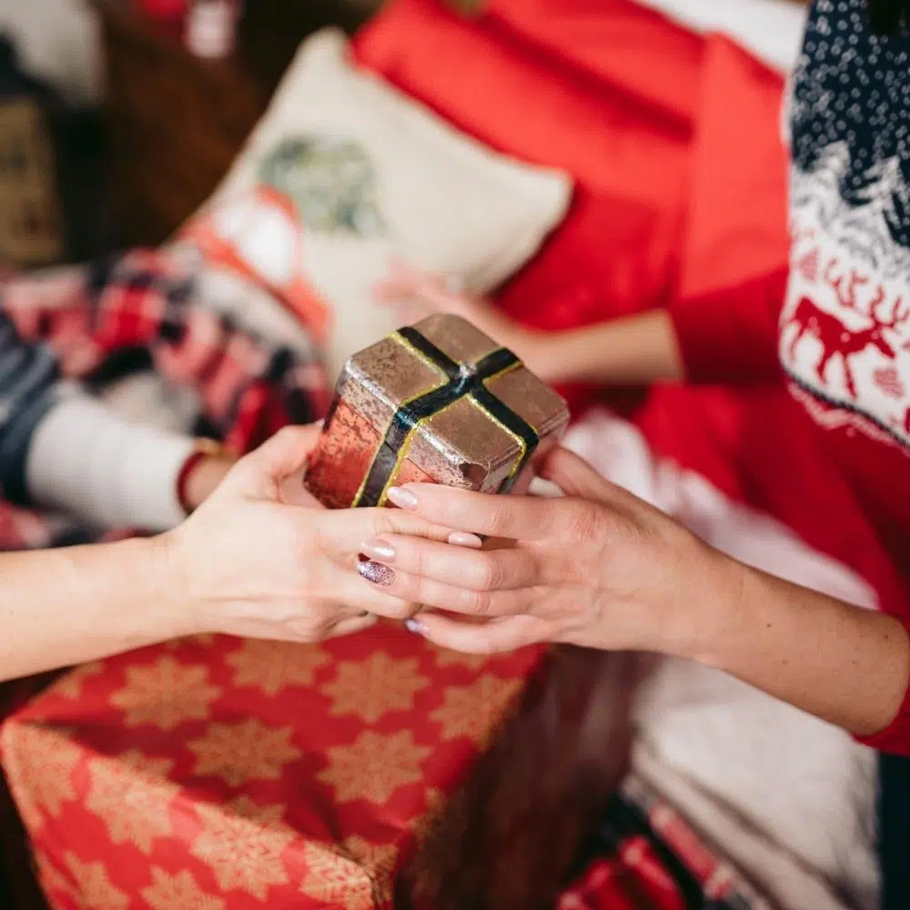 Brilliant Ways To Step Up Your Gift Game This Year