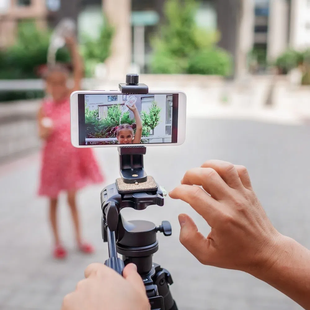 Can You Really Shoot High-Quality Videos on a Smartphone?