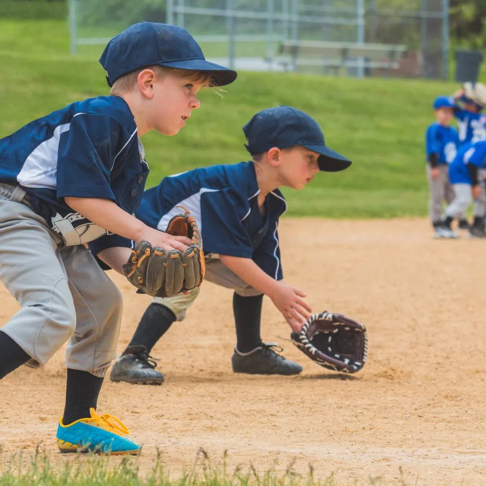 How To Teach Your Kid the Basics of Baseball/Softball