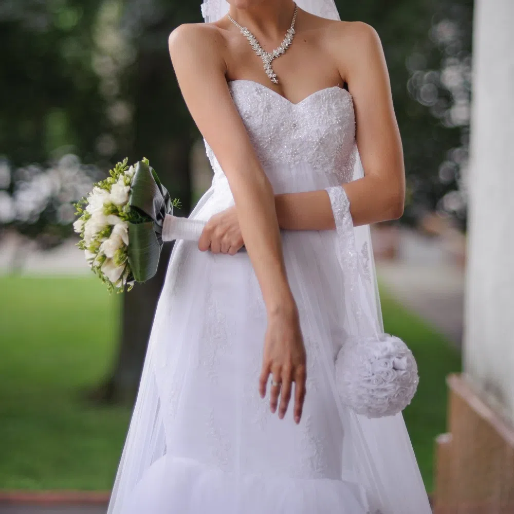 4 Tips for Picking Out Your Bridal Accessories