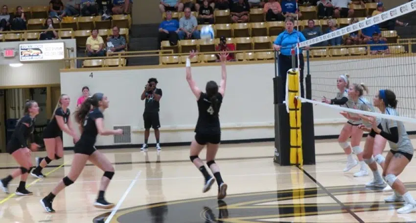 Emporia State volleyball swept by #4 Washburn