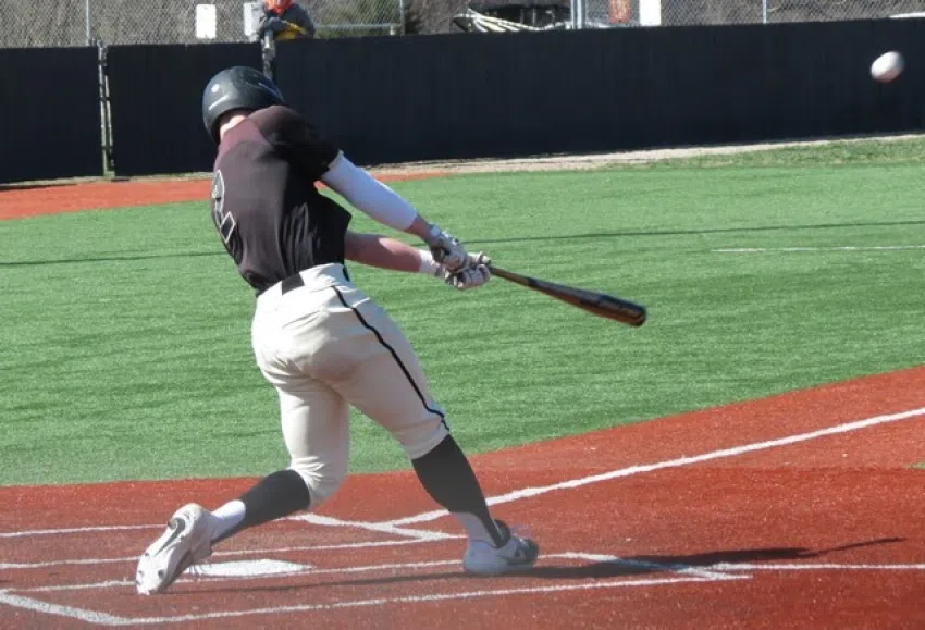 Emporia State baseball wins game 1 vs Washburn