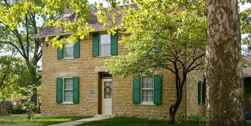 Renovations in motion on historic Howe House