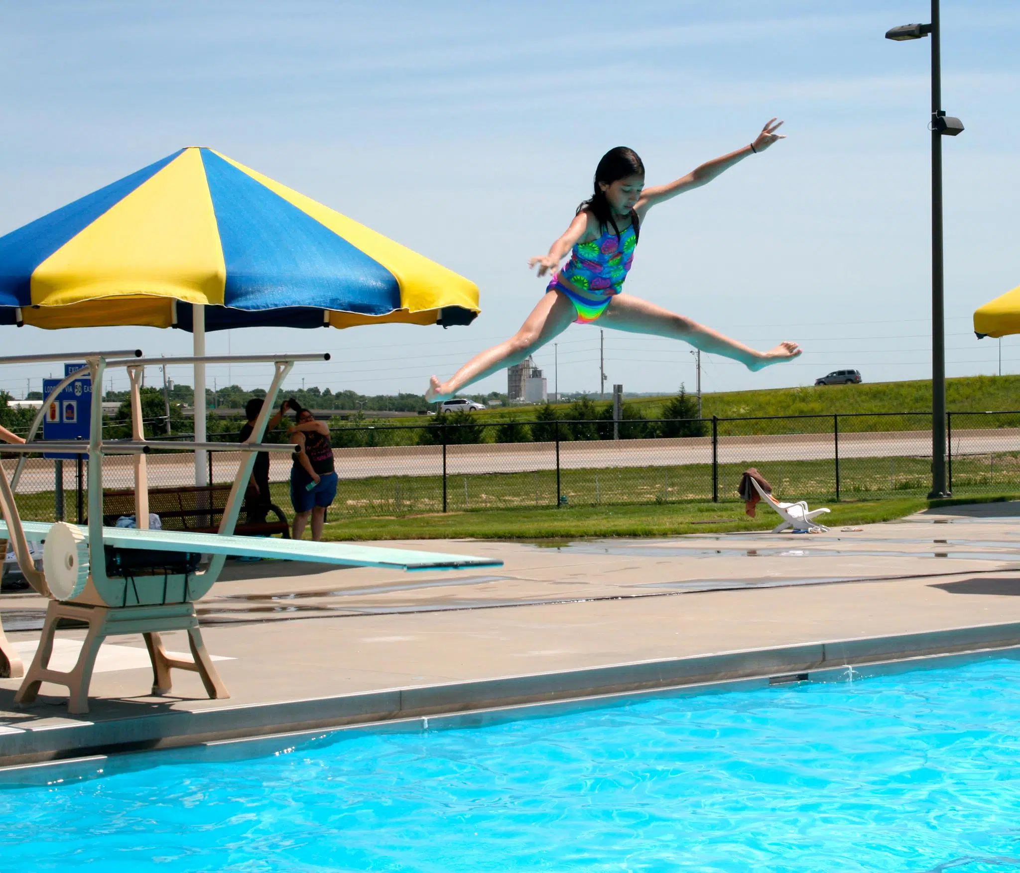 With warm, sunny conditions in place, Jones Aquatic Center finally opens 2021 season