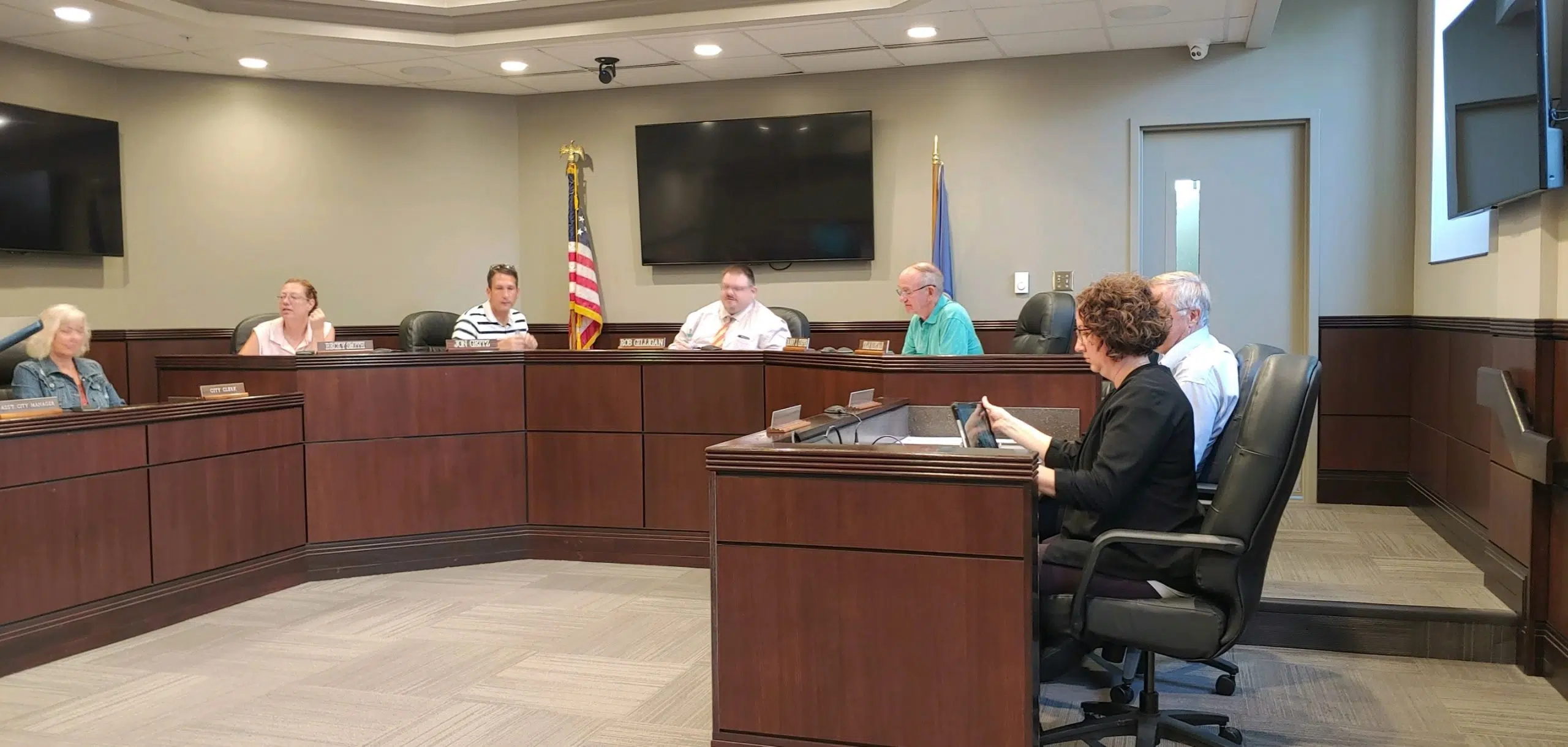 City Commission approves agreement to progress Flint Hills Crossing development Wednesday