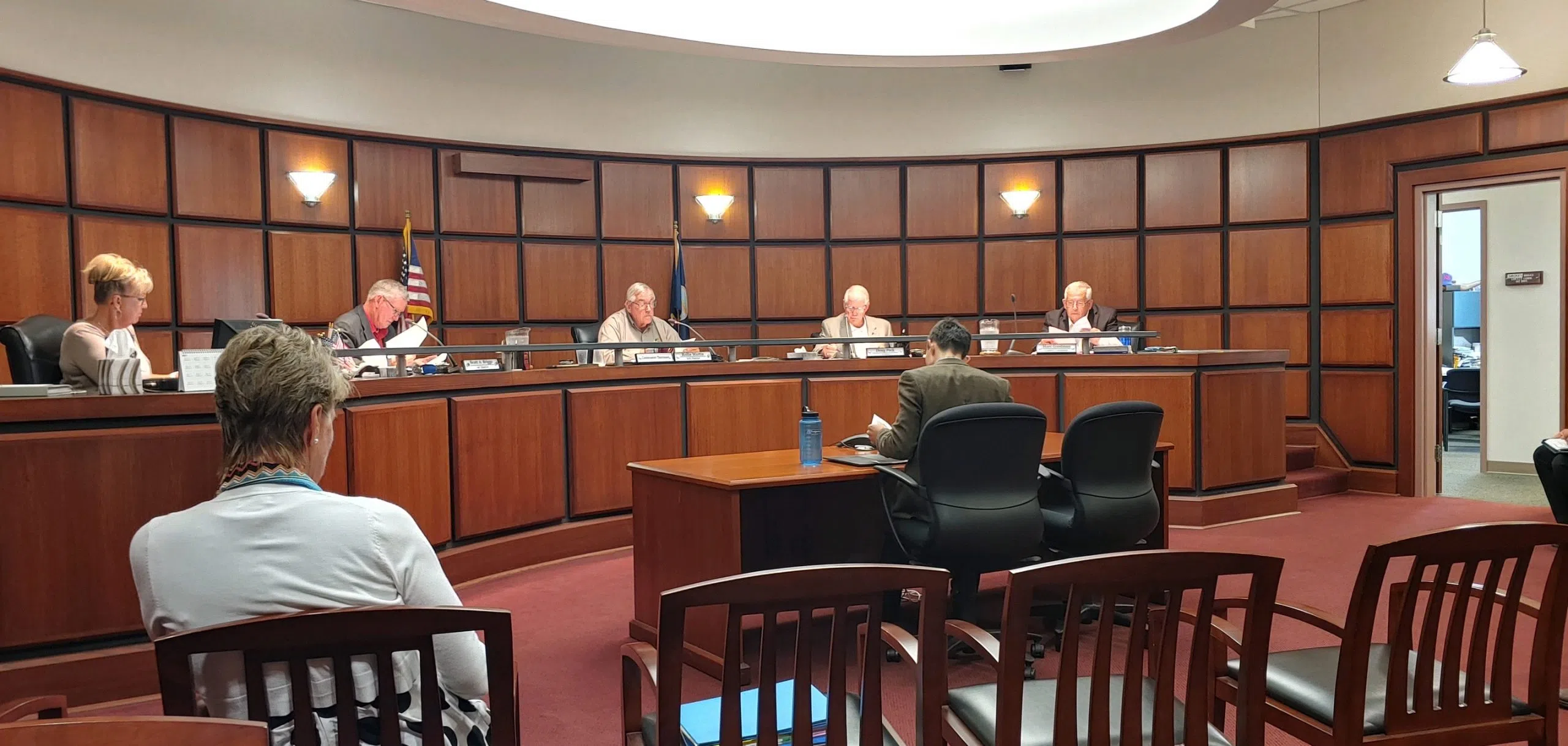 Lyon County Commission action session set for Thursday