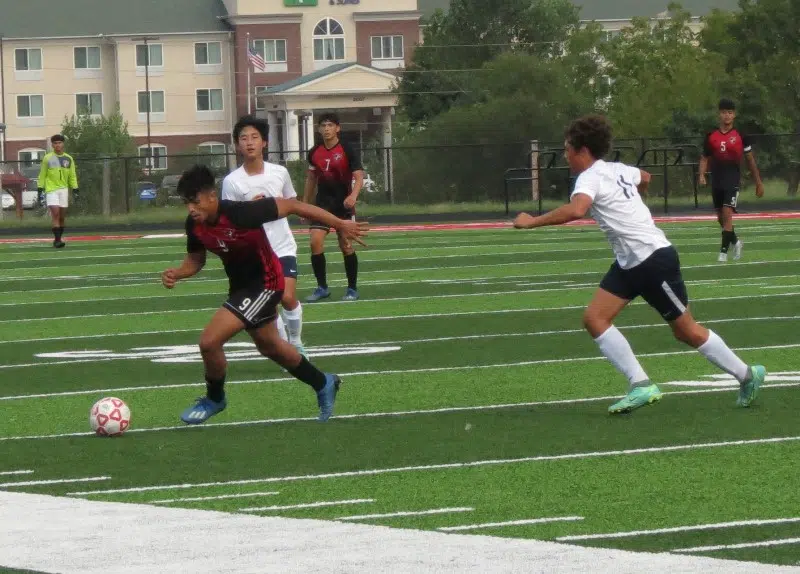 Manhattan shuts out Emporia High boys soccer 2-0