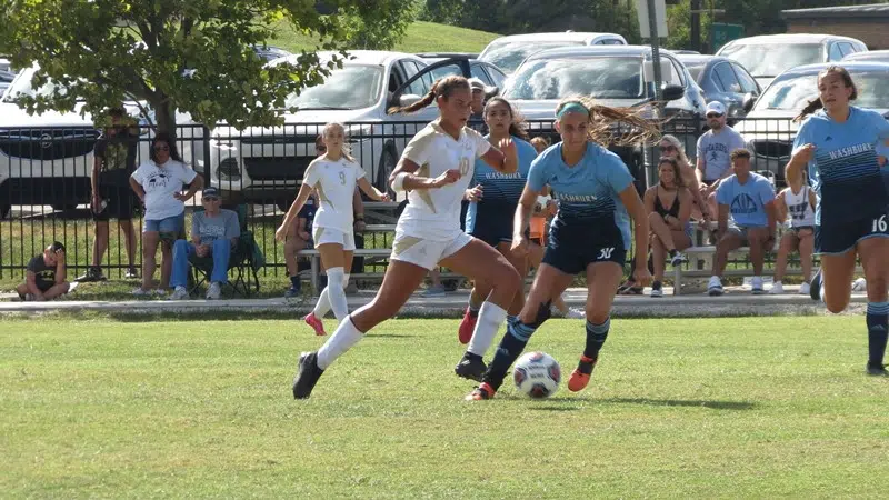 Emporia State soccer defeats Washburn 2-1