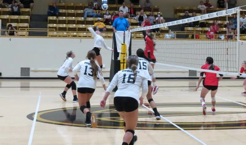 Emporia State volleyball team ends season with win