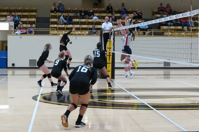 Emporia State volleyball on the road for 2 matches Friday and Saturday