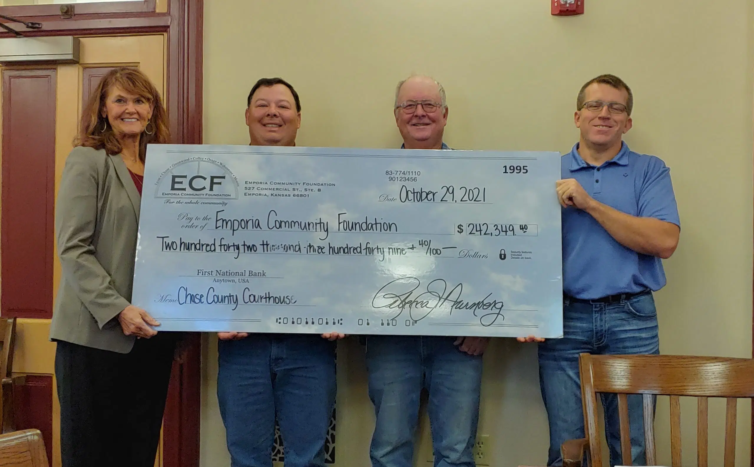 Emporia Community Foundation unveils newest legacy fund benefiting Chase County landmark