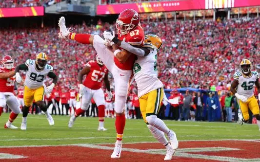 Kansas City Chiefs hold on for 13-7 win over Green Bay