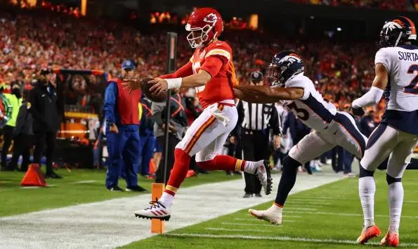 Kansas City Chiefs continue domination of Denver